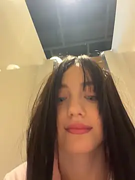 Lilonok XXX чат на живо