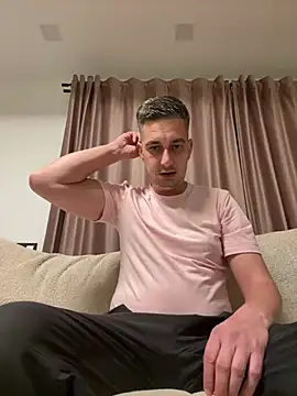 Nextme_ Webcam show