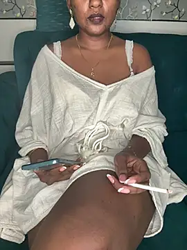 Hot_Chocolati Show in webcam