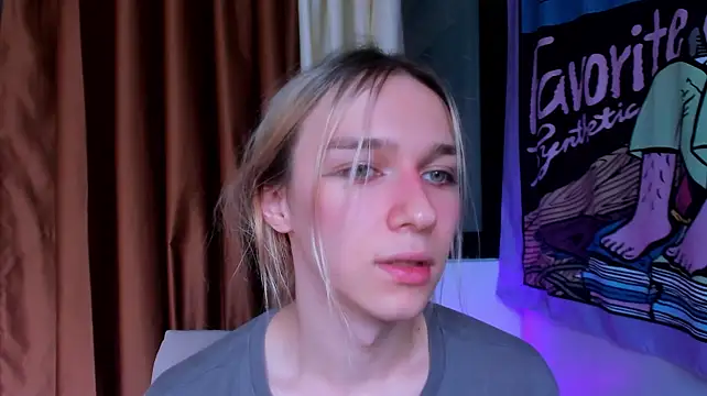 Show modela Icebenzz na web-kameri