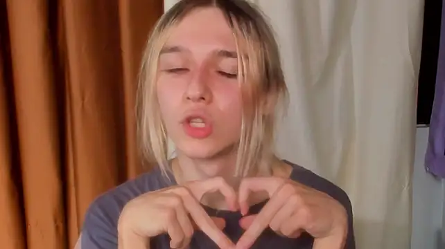 Icebenzz's Webcam Show