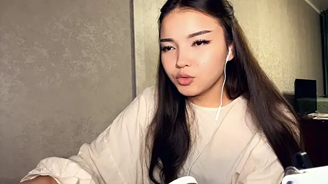 SuperiorCoil Live XXX-Chat