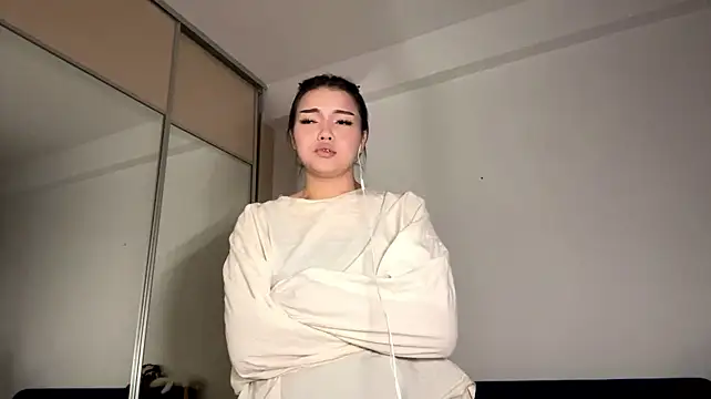 SuperiorCoil Live XXX-Chat
