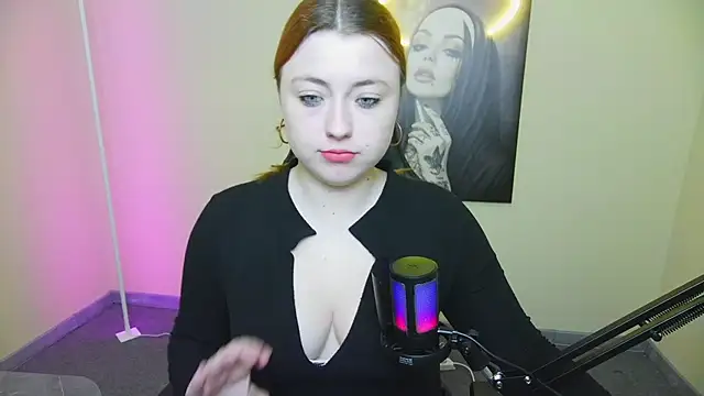 EvelinaEvaaのウェブカメラショー