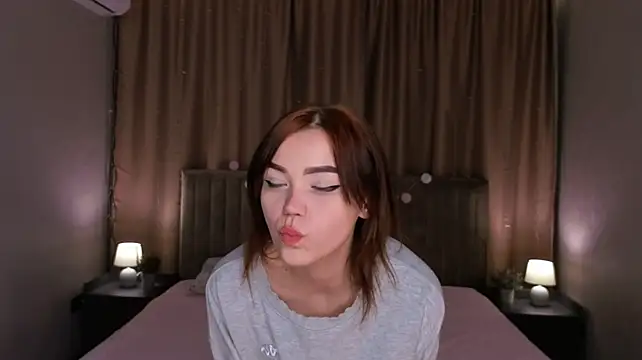 XXX chat uživo modela KarriKasel