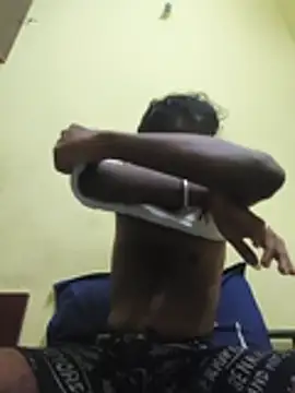 Spicy-Cock Show in webcam