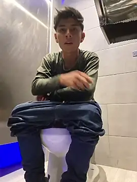 ZaneHoward Show in webcam