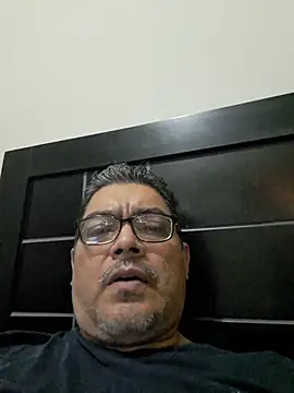 Chavoruco76 网络视讯表演