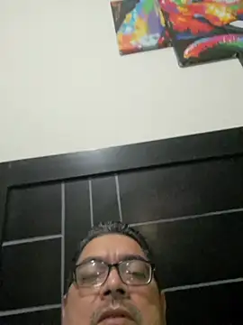 Chavoruco76 – webcam-show