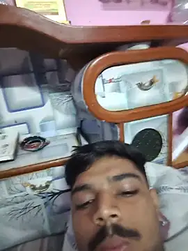 Show modela Adityauuuu na web-kameri