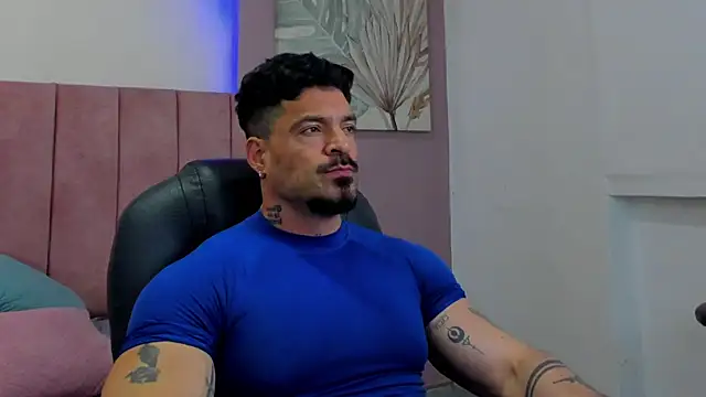 Вебкам-шоу dennis__coxx