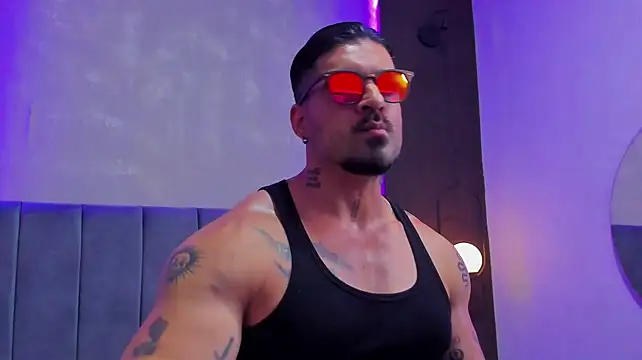 Show de dennis__coxx na webcam