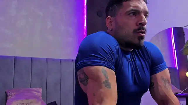 Webkamerová show dennis__coxx