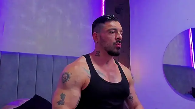 Show modela dennis__coxx na web-kameri