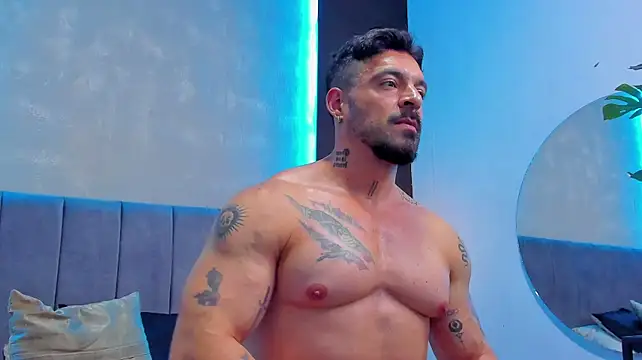 Вебкам-шоу dennis__coxx