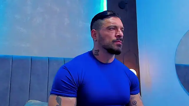 Show modela dennis__coxx na web-kameri