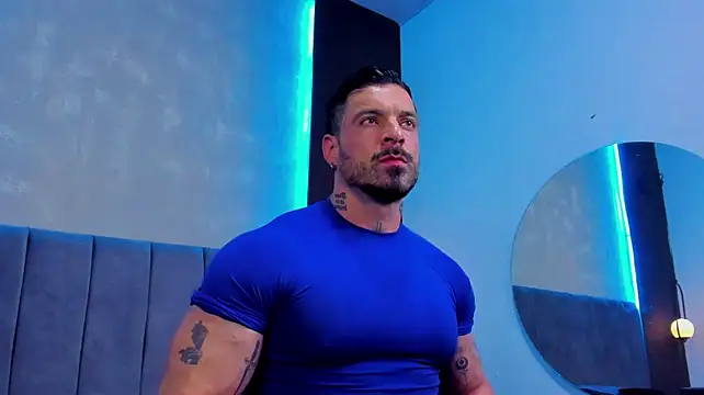 הופעת וובקאם של dennis__coxx