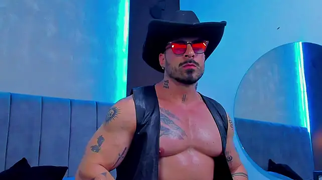 dennis__coxx – Kamerová šou