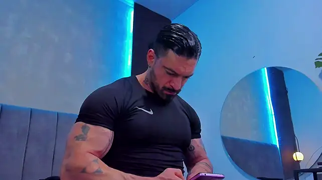 dennis__coxx – Kamerová šou
