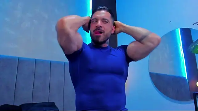 הופעת וובקאם של dennis__coxx