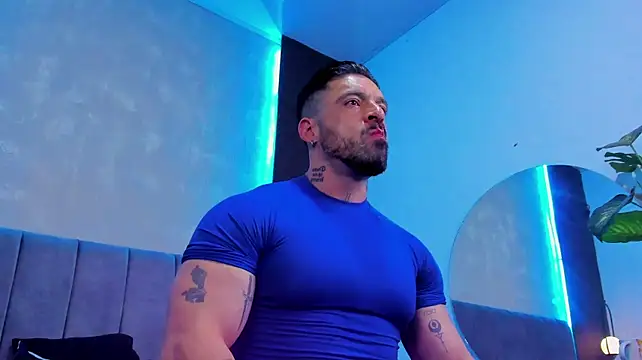 הופעת וובקאם של dennis__coxx