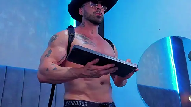 Show de dennis__coxx na webcam