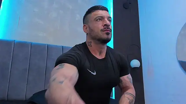 dennis__coxx Шоу с уебкамера