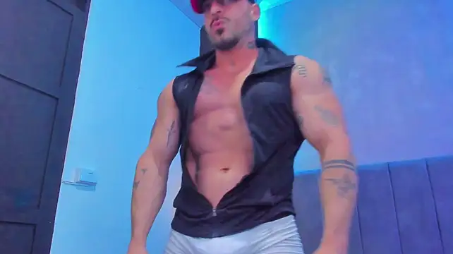 dennis__coxxn Webbikameraesitys