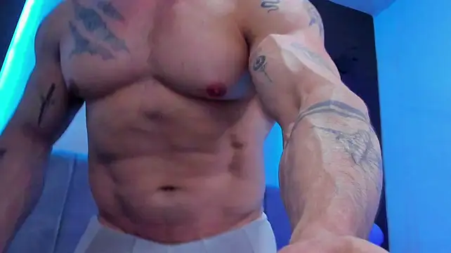 dennis__coxx – Kamerová šou