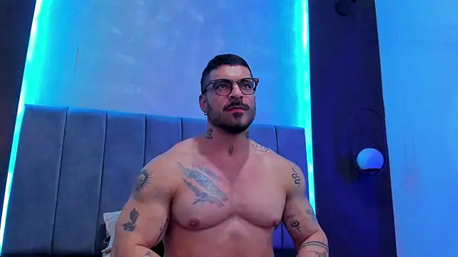 dennis__coxxn Webbikameraesitys