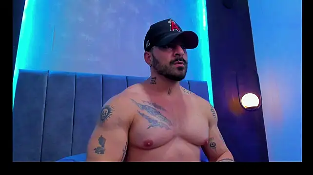 dennis__coxx Adlı Modelin Web Kamerası Şovu