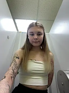 -MiaKitty – webcam-show