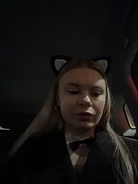 -MiaKitty Webcam-Show