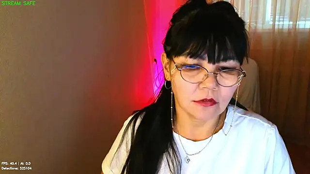 دردشة Helena_Snow الجنسية المباشرة