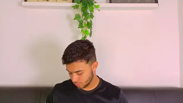 TylerWest_ Шоу с уебкамера