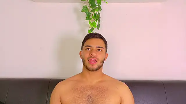 TylerWest_のウェブカメラショー