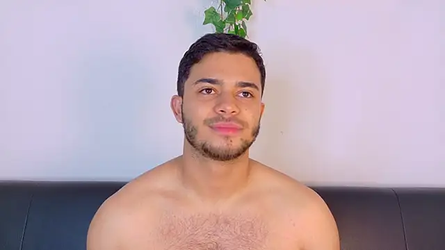 TylerWest_: διαδικτυακό σόου στην κάμερα