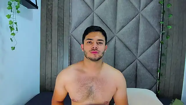 TylerWest_ Webcam show