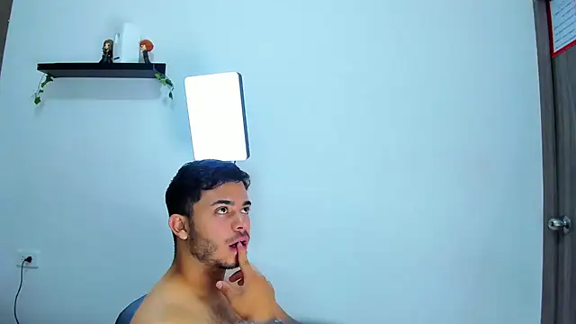 TylerWest_ Webcam-Show