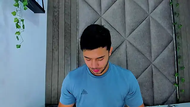 TylerWest_ Webcam-Show