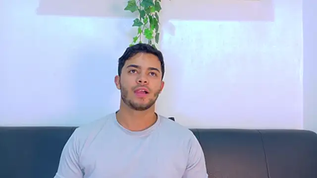 TylerWest_ 在線直播表演