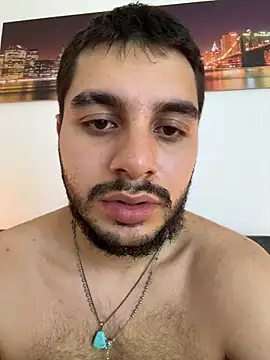 Show modela AmadeoWild na web-kameri