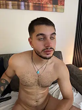 AmadeoWild Webcam Show
