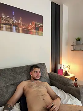 AmadeoWild Webcam show