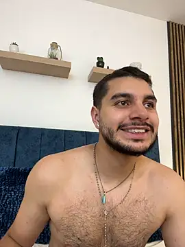 Show modela AmadeoWild na web-kameri
