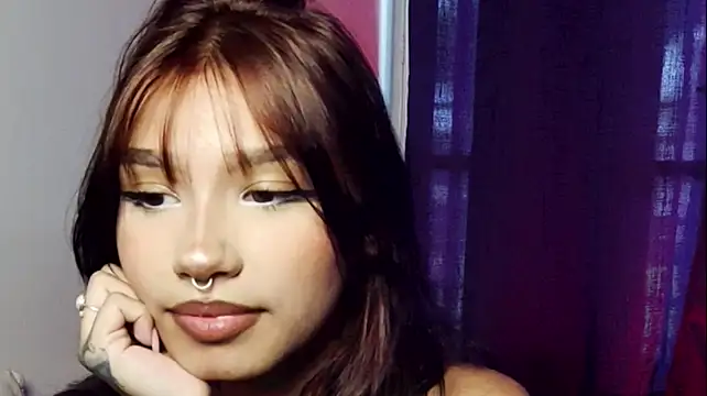 MimiNyxx Webcam-Show