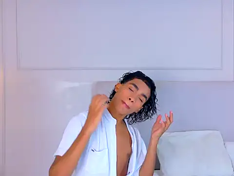 הופעת וובקאם של AlanCuute