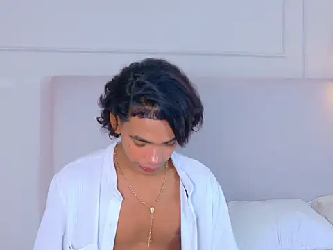 AlanCuute Webcam show