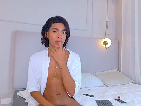 AlanCuute ওয়েবক্যাম শো