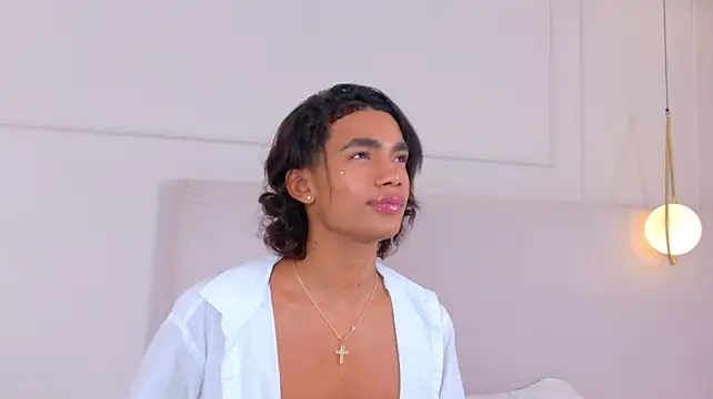 AlanCuute Шоу с уебкамера